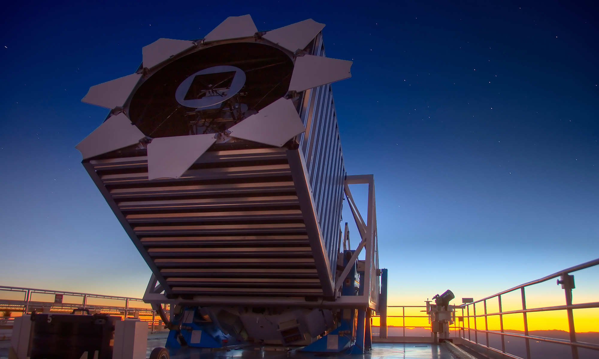 Photo of the Sloan Digital Sky Survey telescope against the dusk.