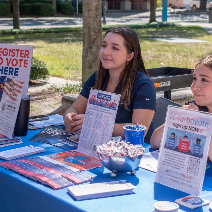 Students register prospective voters on campus